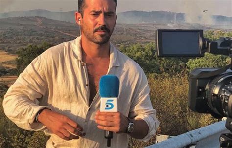 alvaro berro madre|Periodista y apasionado de la naturaleza y los animales, así es .